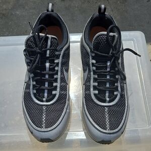 Size 10.5 Nike Air Zoom Spiridon 16 black metallic SIlver Reflective 926955-003